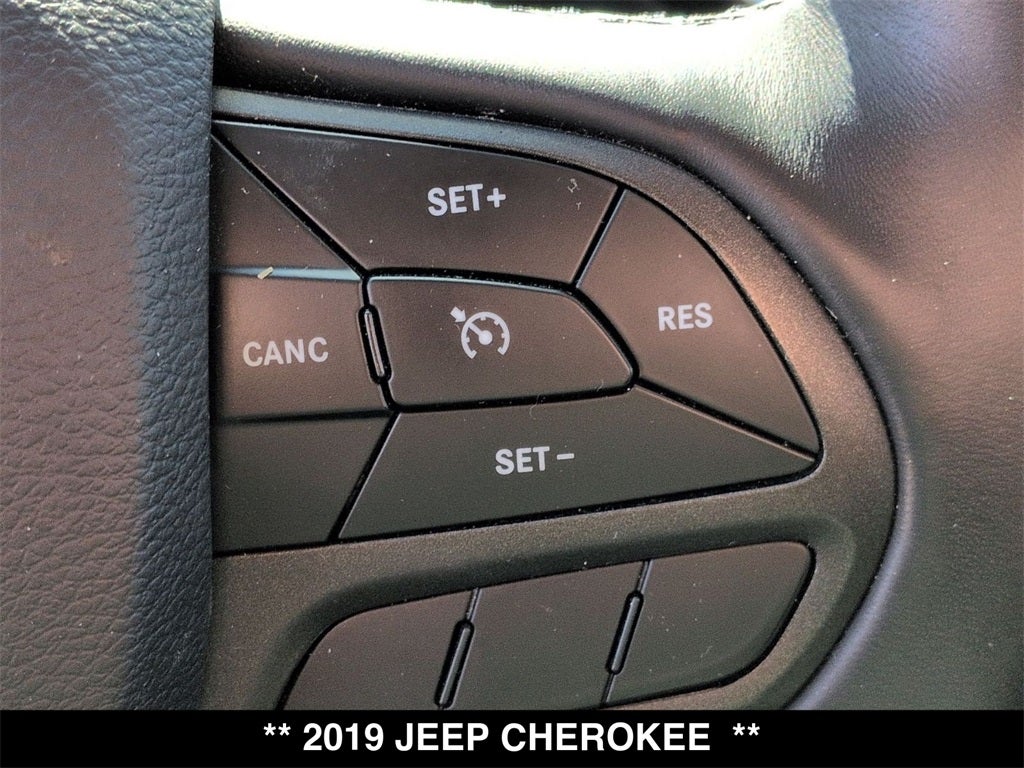 2019 Jeep Cherokee Trailhawk