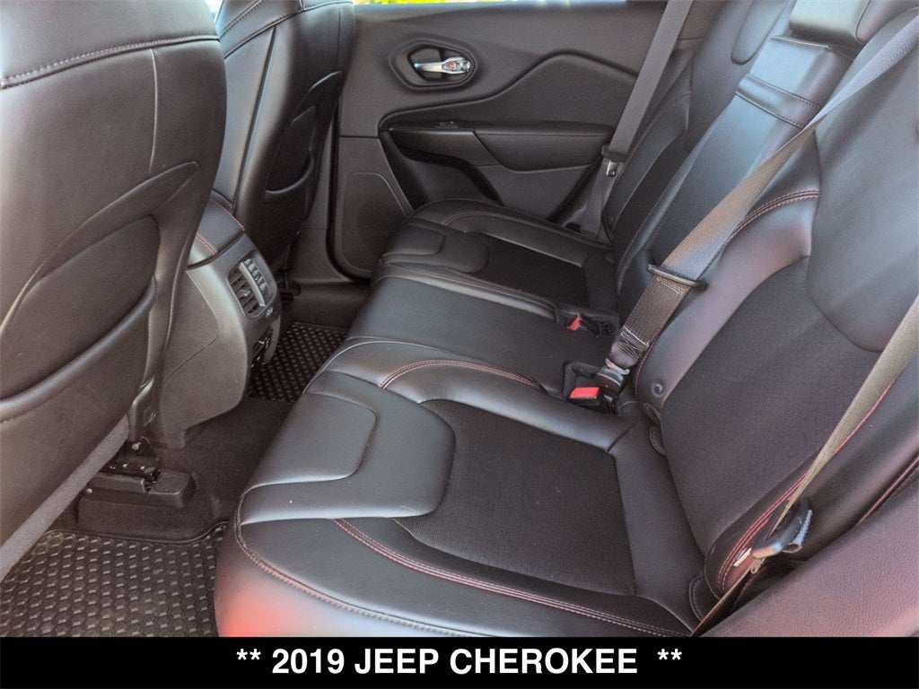 2019 Jeep Cherokee Trailhawk