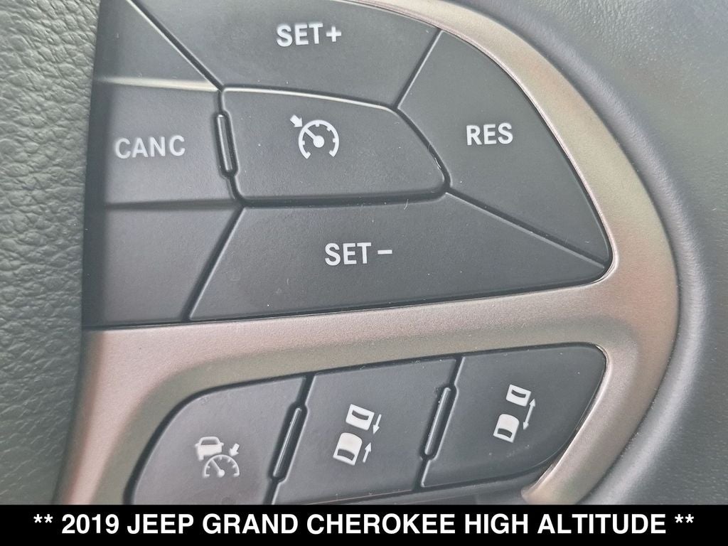 2019 Jeep Grand Cherokee Overland