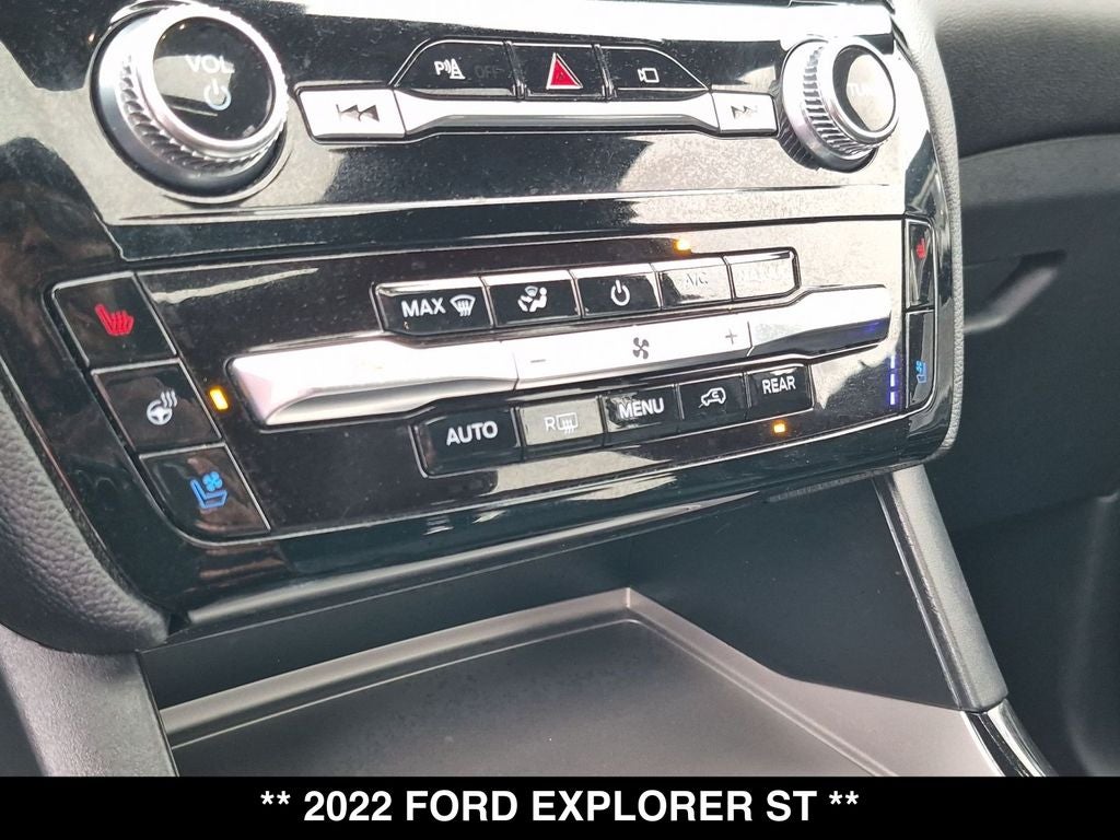 2022 Ford Explorer ST