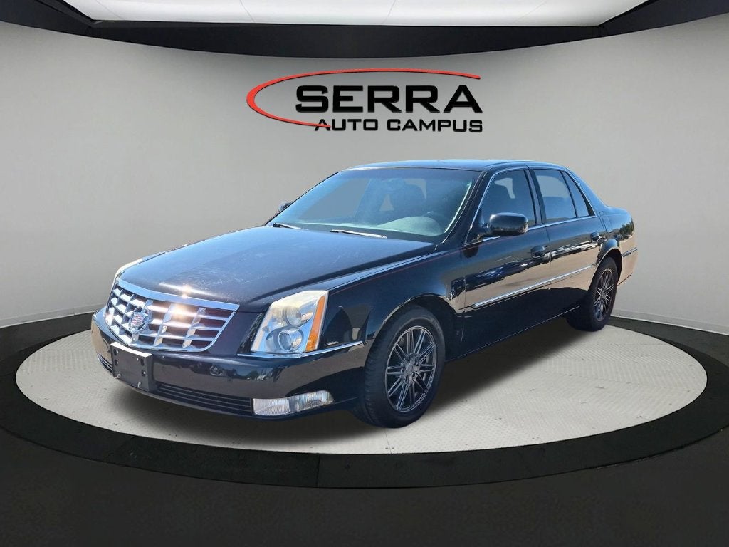 2011 Cadillac DTS Luxury Collection