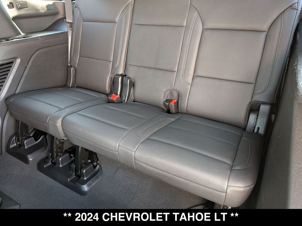 2024 Chevrolet Tahoe LT Middle Bucket Seats