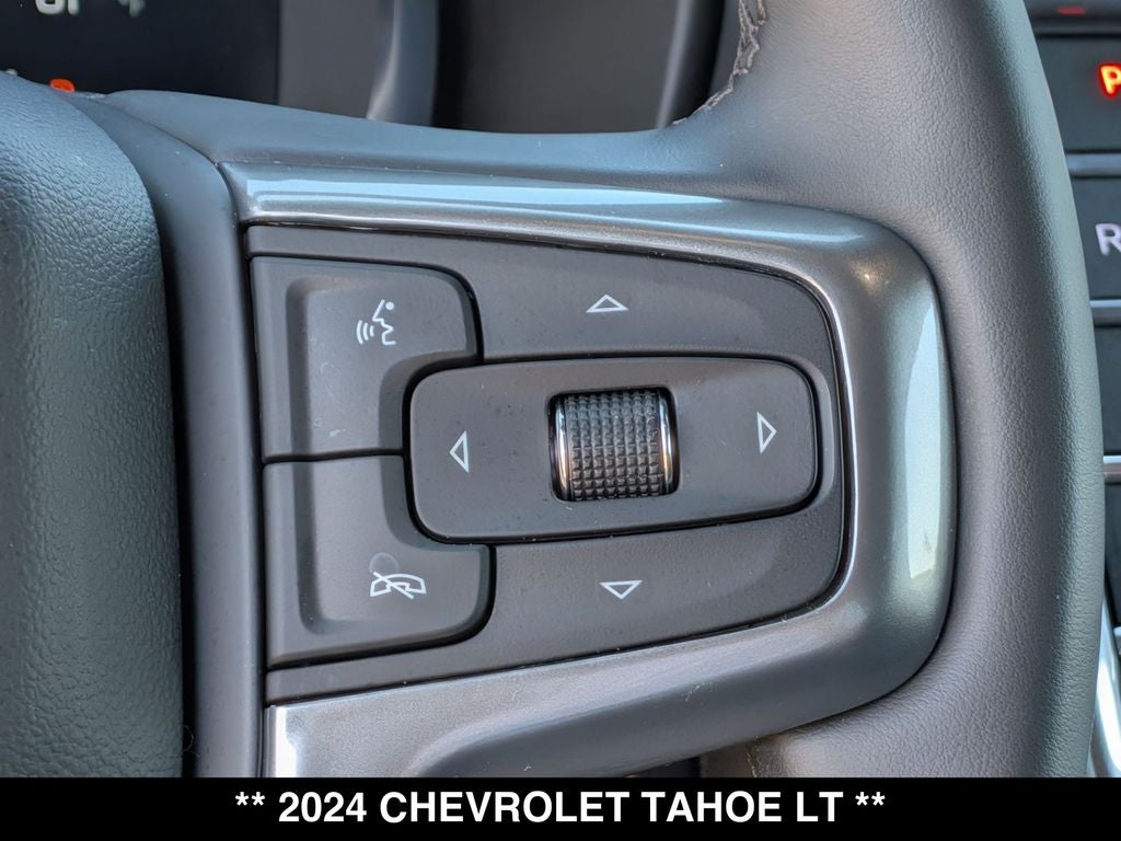 2024 Chevrolet Tahoe LT Middle Bucket Seats