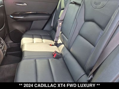 2024 Cadillac XT4 Luxury