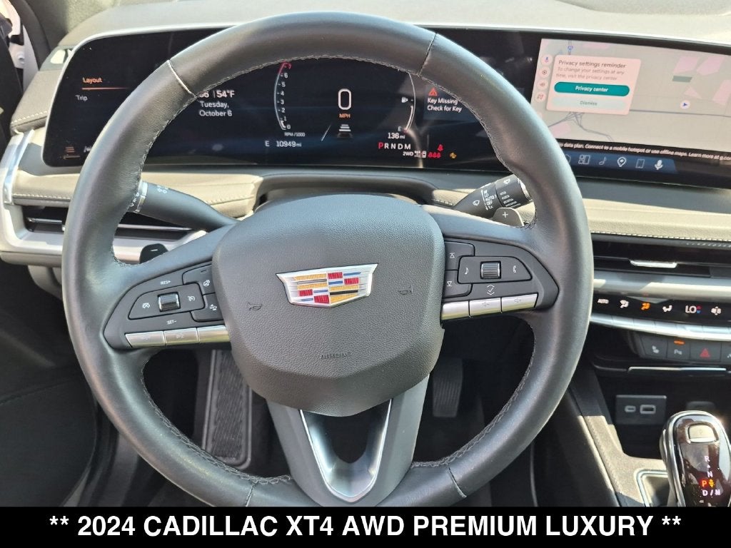 2024 Cadillac XT4 Premium Luxury