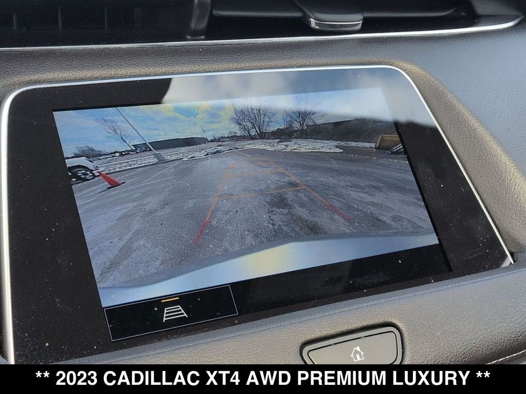 2023 Cadillac XT4 Premium Luxury