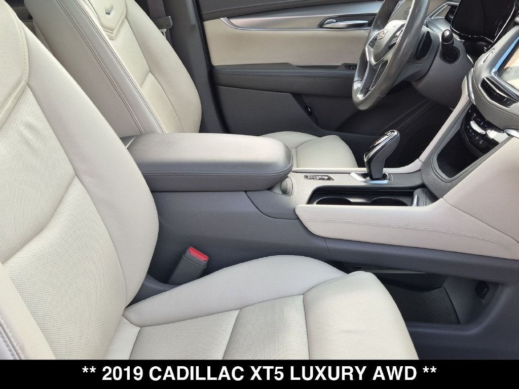 2019 Cadillac XT5 Luxury