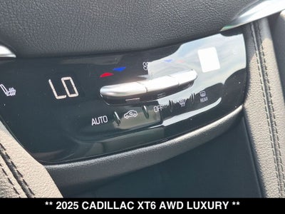 2025 Cadillac XT6 Luxury