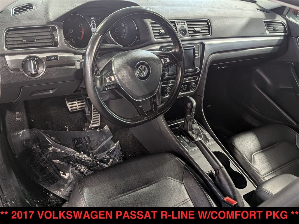 2017 Volkswagen Passat 1.8T R-Line