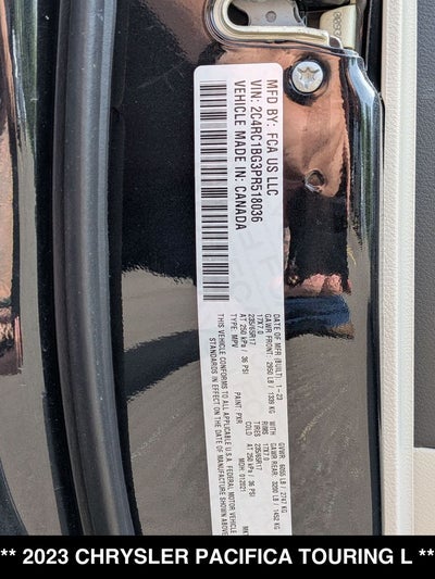 2023 Chrysler Pacifica Touring L