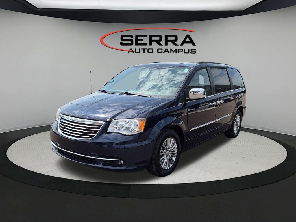 2016 Chrysler Town & Country Touring-L