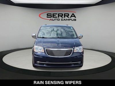 2016 Chrysler Town & Country Touring-L