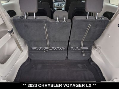 2023 Chrysler Voyager LX