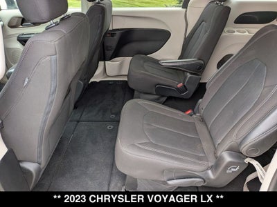2023 Chrysler Voyager LX