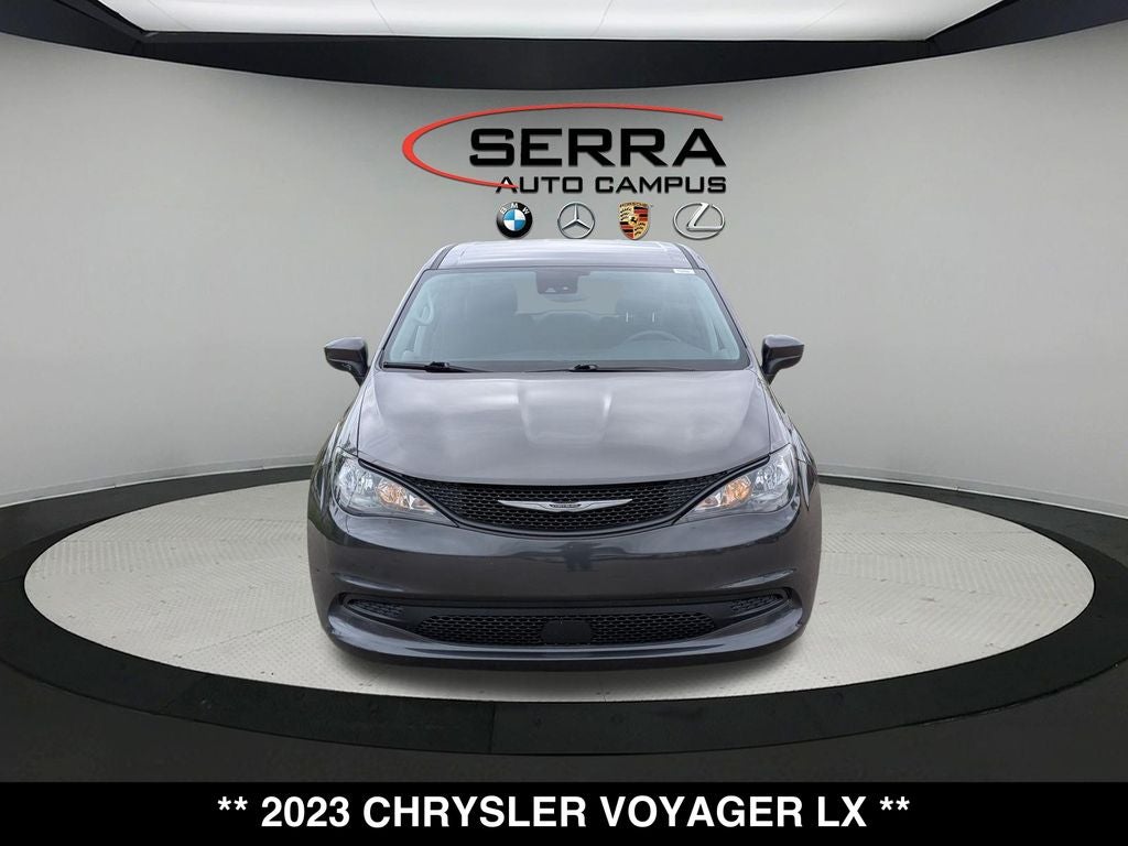 2023 Chrysler Voyager LX