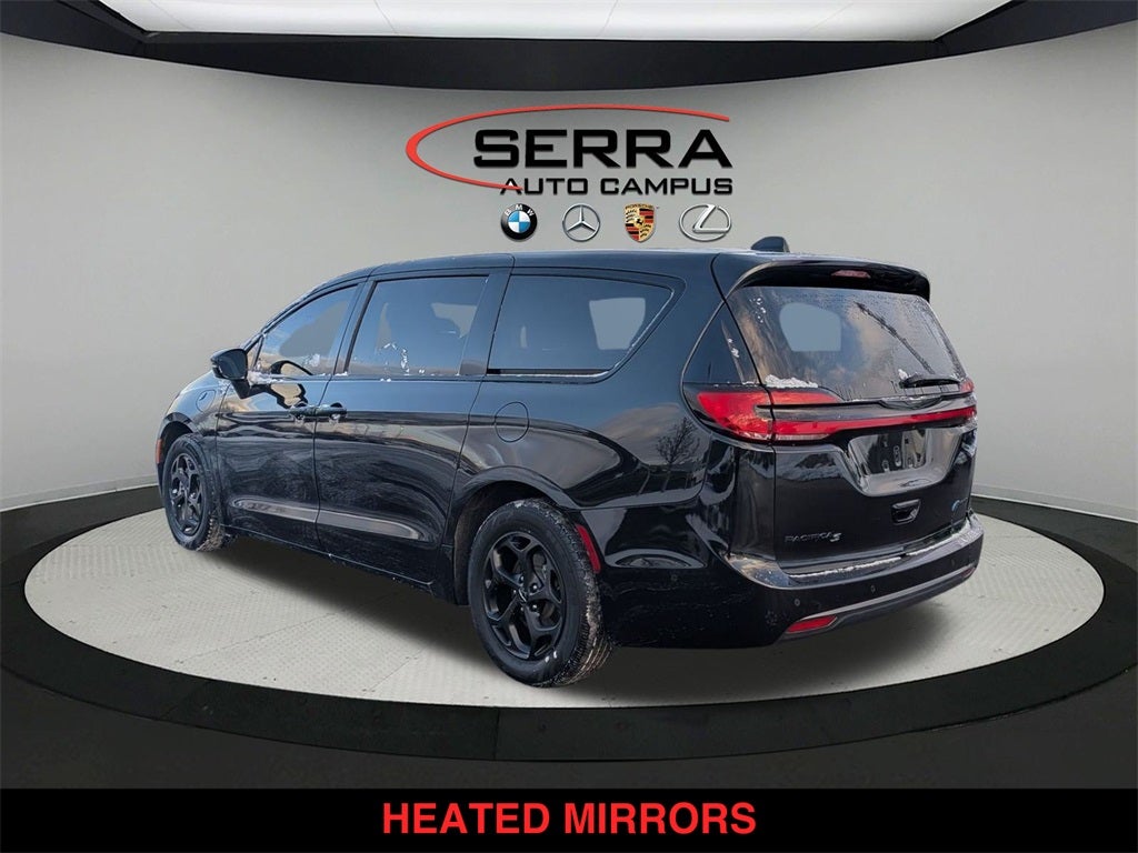2022 Chrysler Pacifica Hybrid Limited