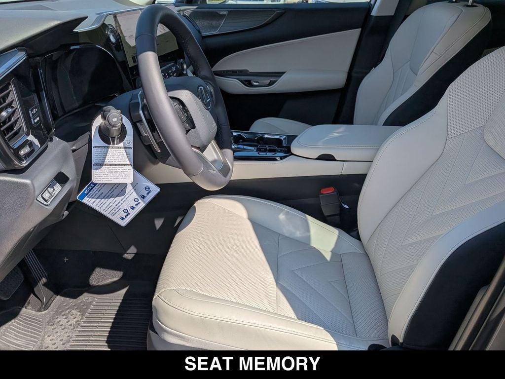 2026 Lexus NX LUXURY AWD
