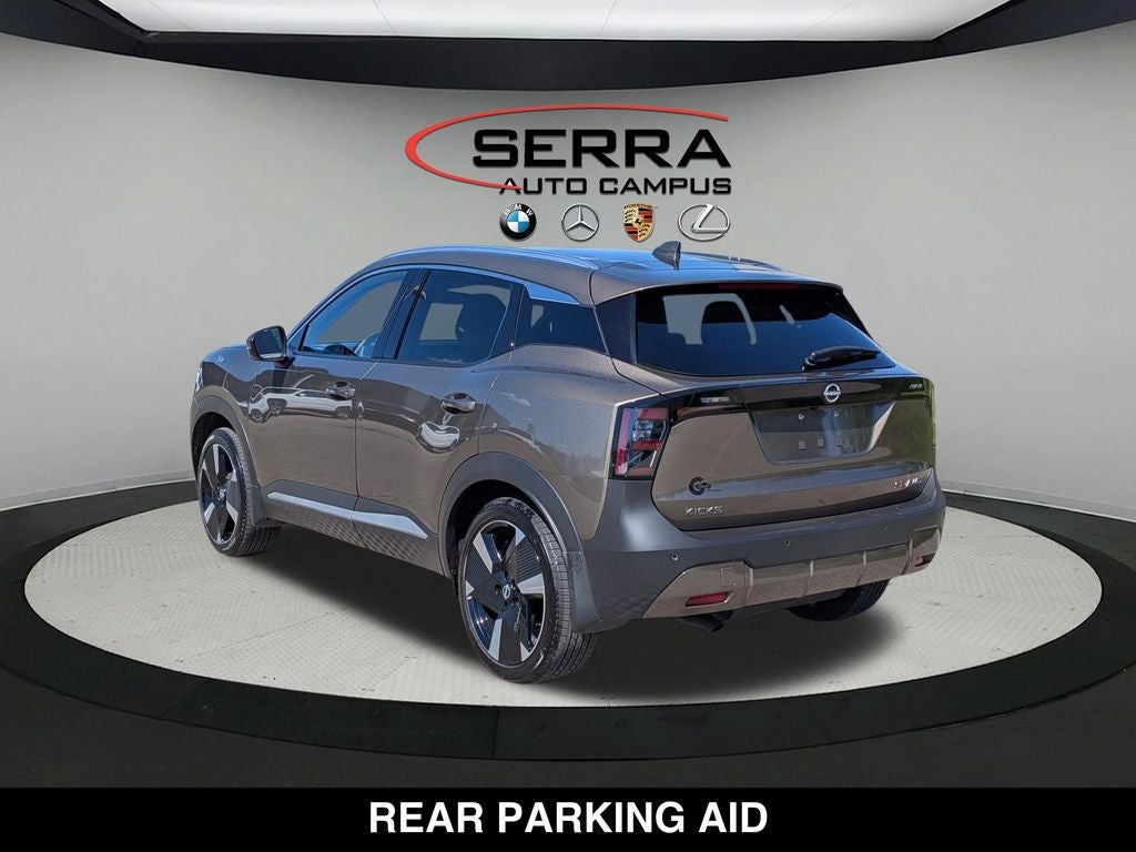 2025 Nissan Kicks SR