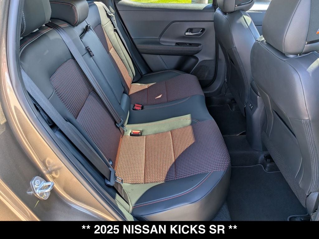 2025 Nissan Kicks SR