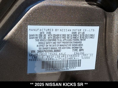 2025 Nissan Kicks SR