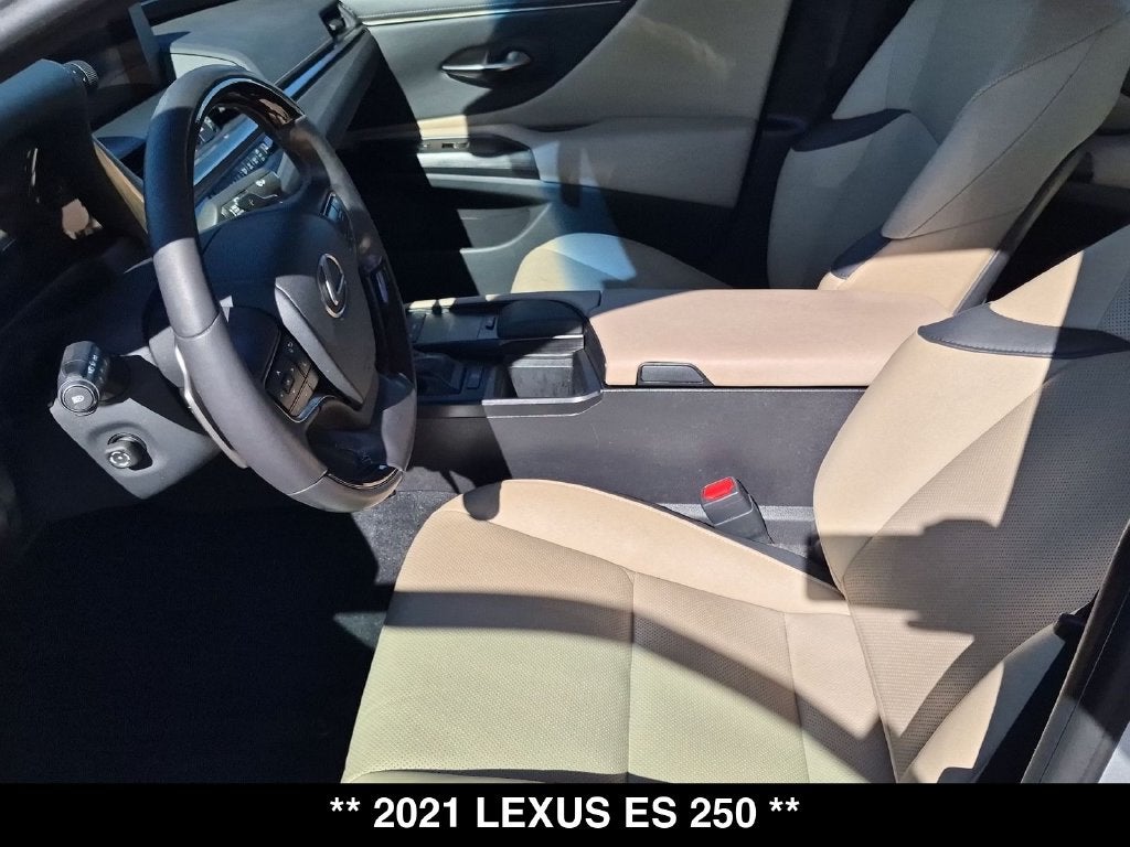2021 Lexus ES 250