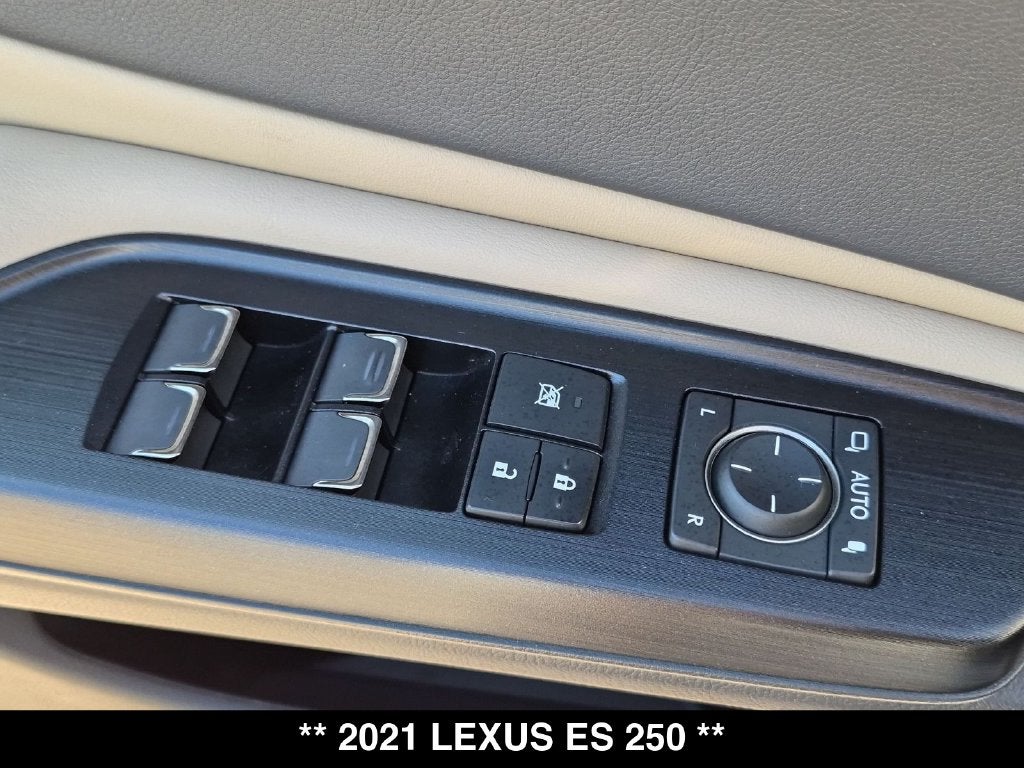 2021 Lexus ES 250