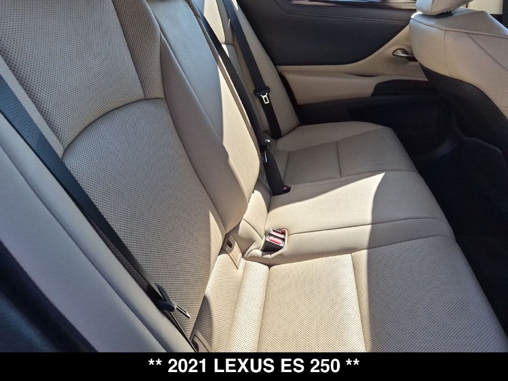 2021 Lexus ES 250