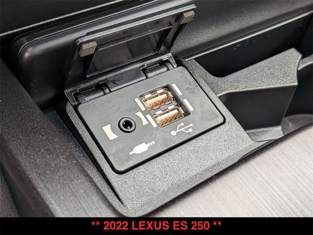 2022 Lexus ES 250