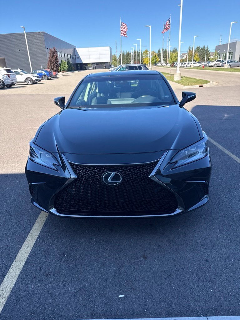 2025 Lexus ES 350