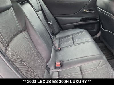2023 Lexus ES 300h Luxury
