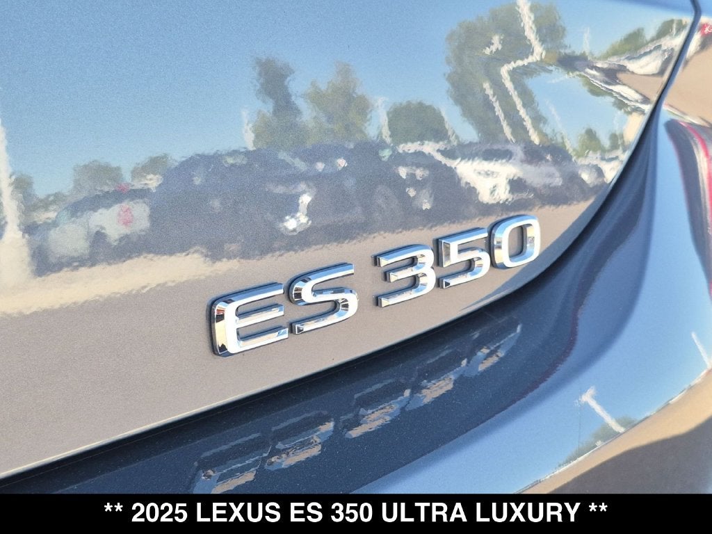 2025 Lexus ES ULTRA LUXURY