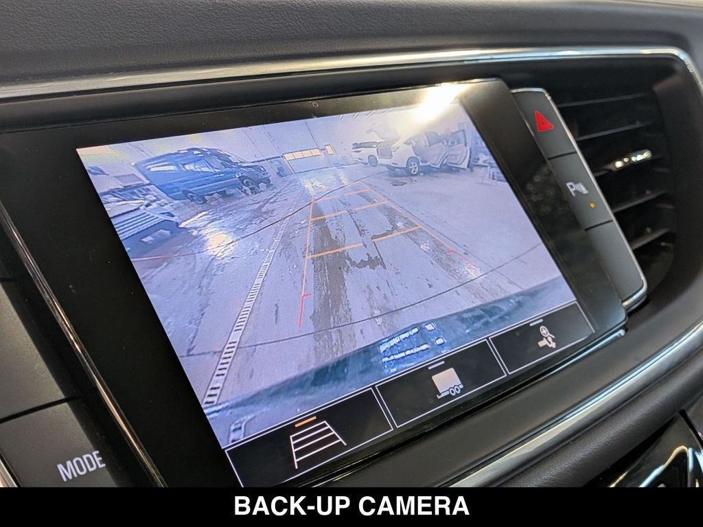 2020 Buick Enclave Essence