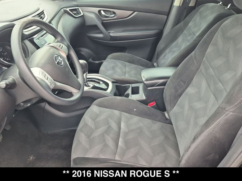 2016 Nissan Rogue S
