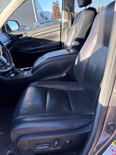 2017 Toyota Highlander Limited