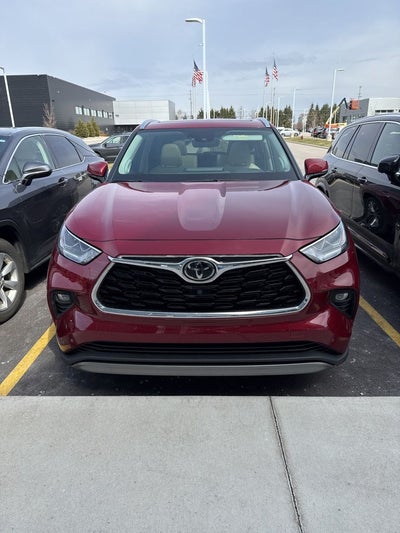2022 Toyota Highlander Platinum