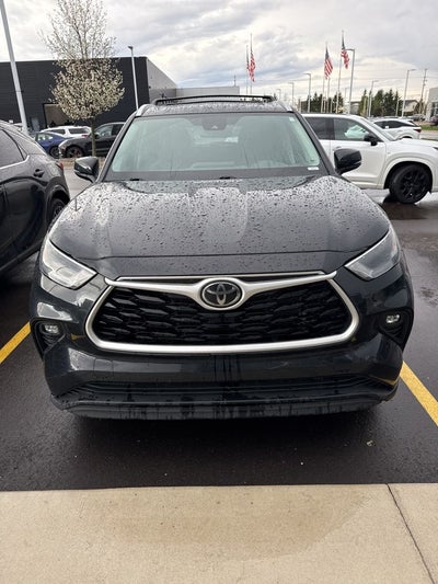 2022 Toyota Highlander XLE