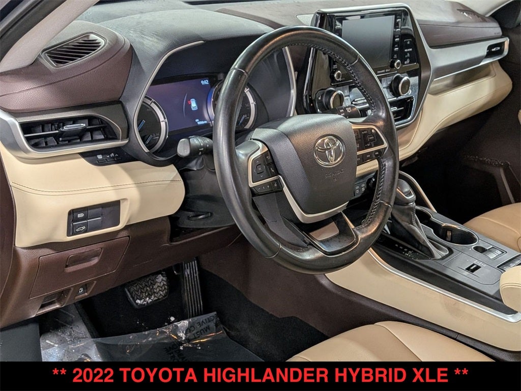 2022 Toyota Highlander Hybrid XLE
