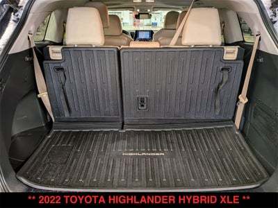 2022 Toyota Highlander Hybrid XLE