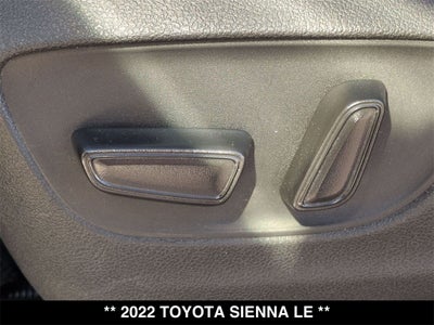 2022 Toyota Sienna LE 8 Passenger