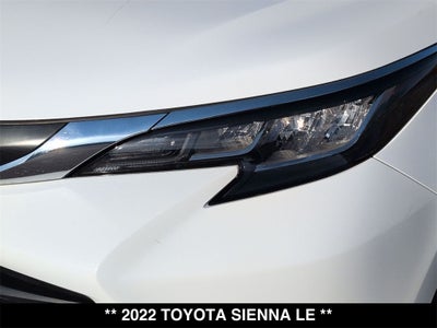 2022 Toyota Sienna LE 8 Passenger