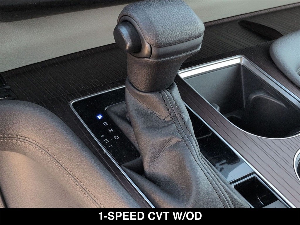 2022 Toyota Sienna LE 8 Passenger