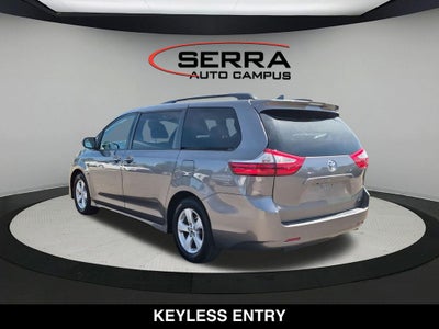 2018 Toyota Sienna LE 8 Passenger