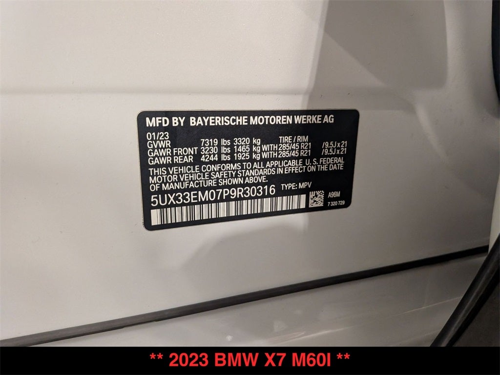 2023 BMW X7 M60i