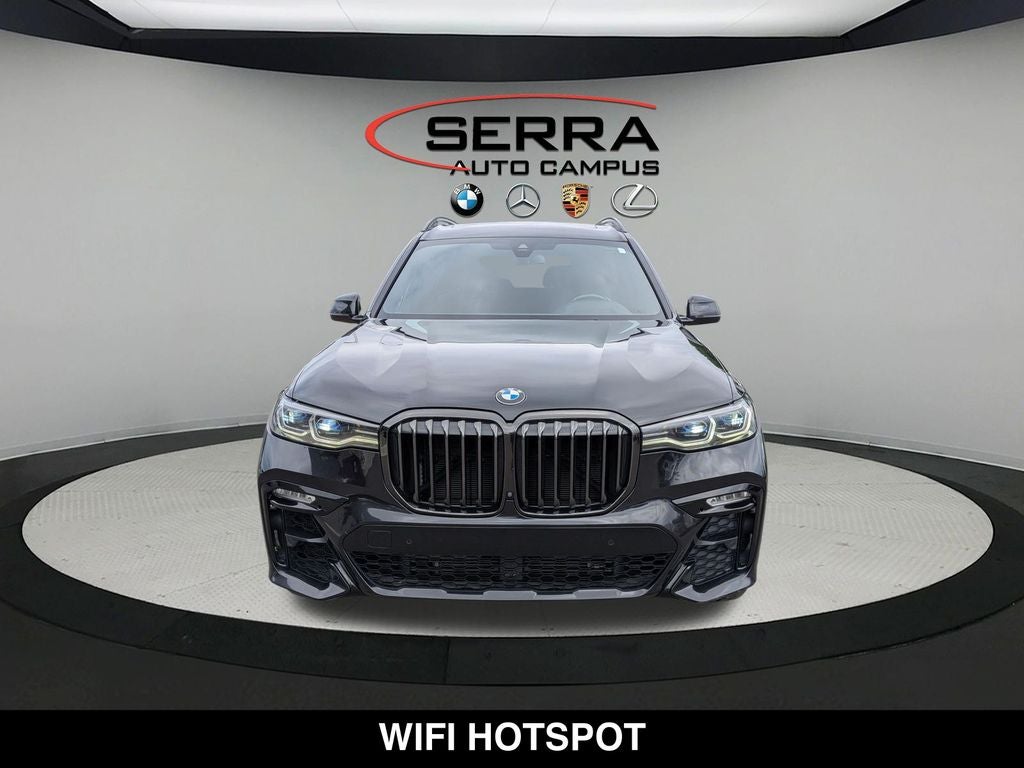2022 BMW X7 M50i M-Sport