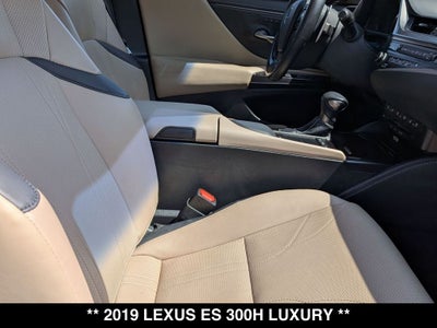 2019 Lexus ES 300h Luxury