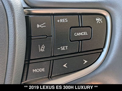 2019 Lexus ES 300h Luxury