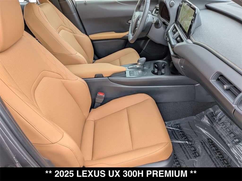 2025 Lexus UX 300h Premium
