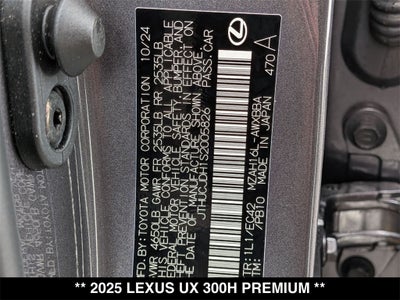 2025 Lexus UX 300h Premium