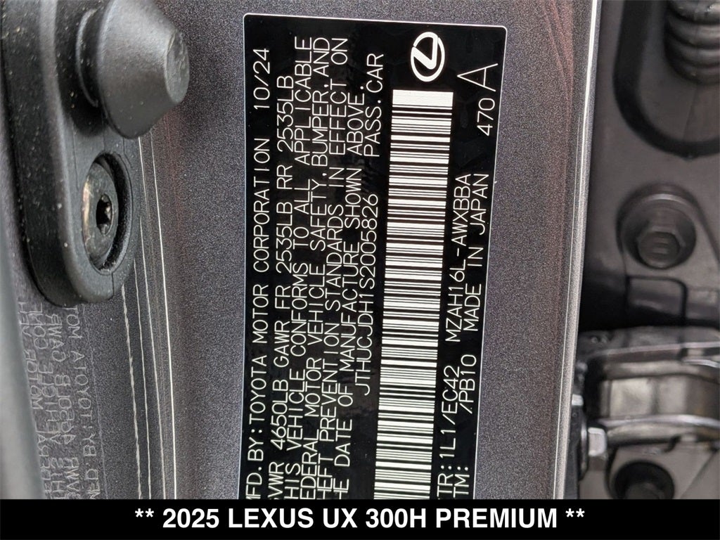 2025 Lexus UX 300h Premium