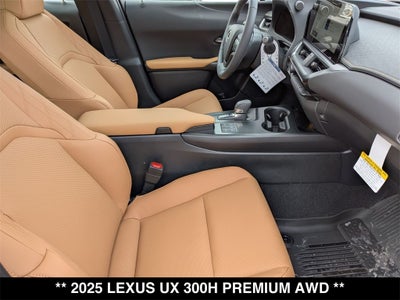 2025 Lexus UX PREMIUM AWD
